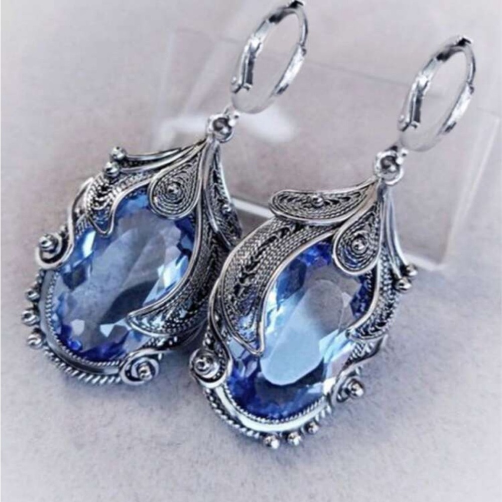 Vintage Silver and Blue Gemstone Earrings NEW 🏷️